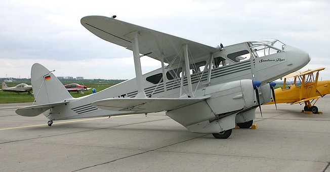 de Havilland Aircraft history performance and specifications